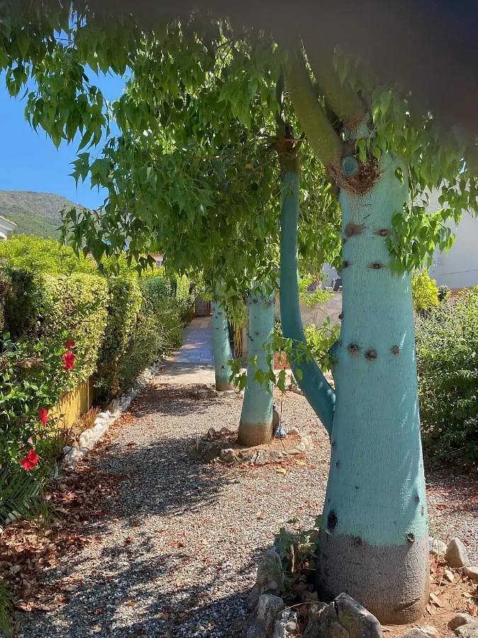 Chalet - Casa Movil Pinos - 3 Beds, Pool, Private Garden アラウリン・デ・ラ・トレ